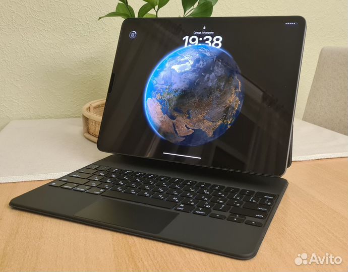 Планшет Apple iPad Pro 12.9 2021