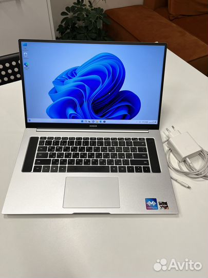 Honor MagicBook x16 Pro AMD 5 4600H