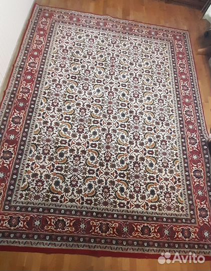 Ковер бу шерстяной