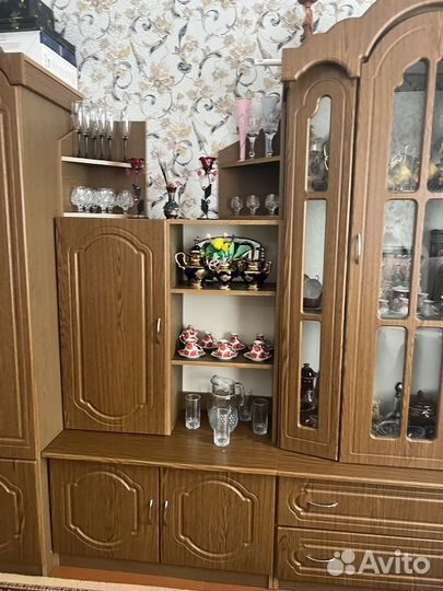 Шкаф сервант