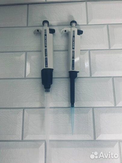 Автоматическая пипетка 100-1000 мкл