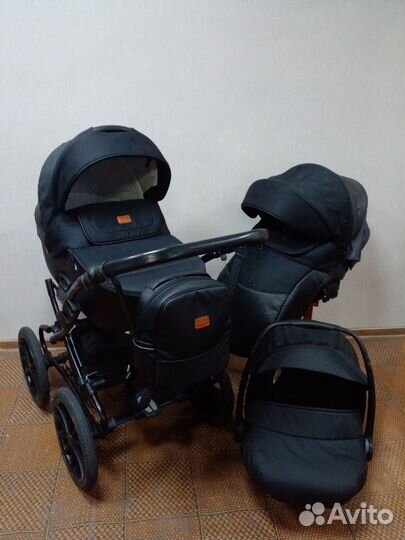 Коляска 3 в 1