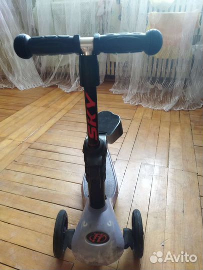 Самокат детский с сиденьем