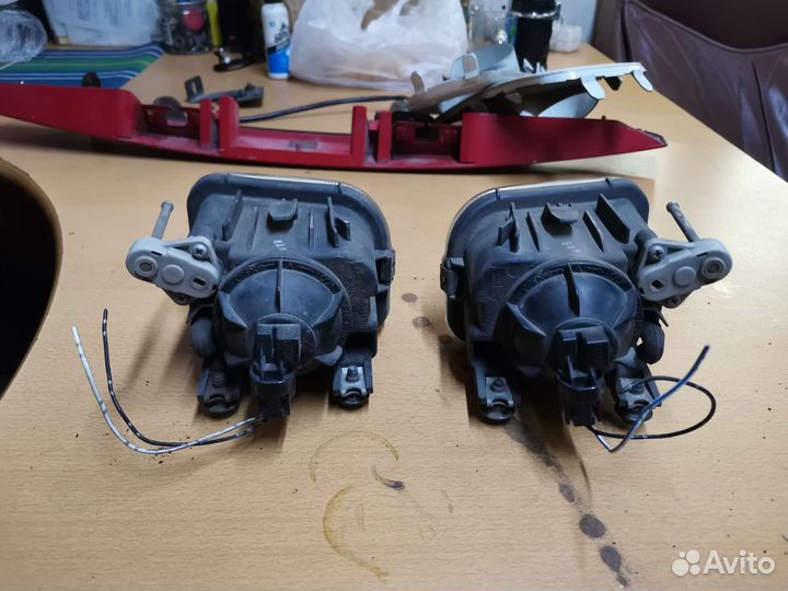 Туманка subaru legacy BE5 BE9 BEE BH5 BH9 BHC BHE