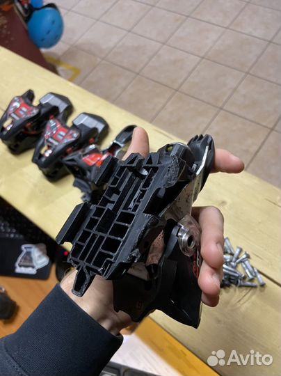 Крепления для горных лыж Marker Nordica