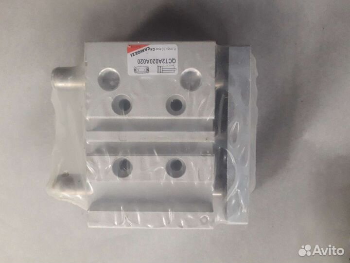 Пневмоцилиндр с направляющими camozzi