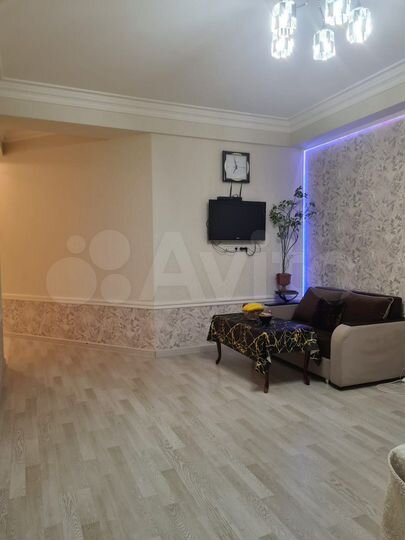 2-к. квартира, 55 м², 8/11 эт.