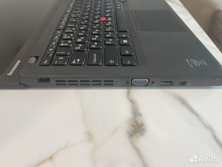 Lenovo thinkpad X240 (20AMA16KRT)