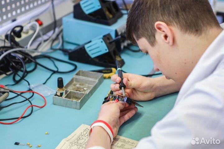 Слесарь-сборщик рэаип в Рязань