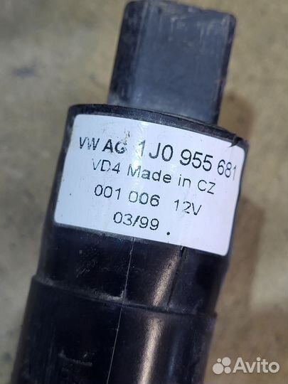 1998-06 VAG насос омывателя audi Volkswagen