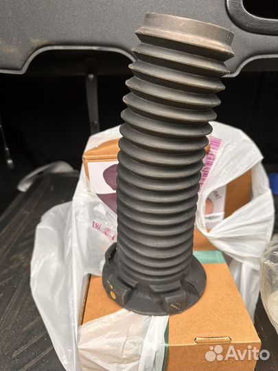 Пыльник переднего амортизатора Хонда