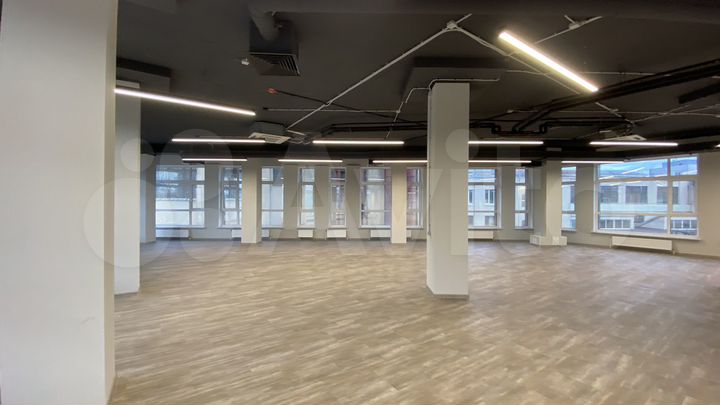 Аренда офиса 590 кв.метров в бц «Тесла», 3 этаж