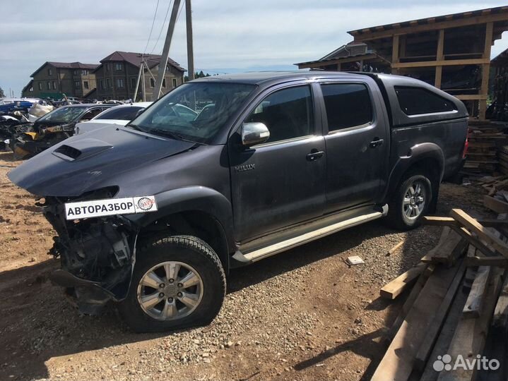 Toyota Hilux 7 по запчастям