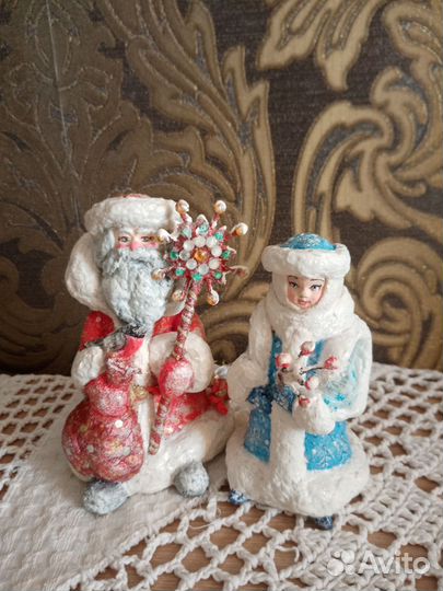 Дед мороз и Снегурочка под елку