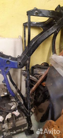 Запчасти на suzuki katana 750