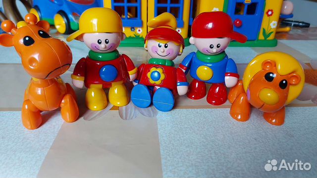 Развивающие игрушки для малышей пакетом