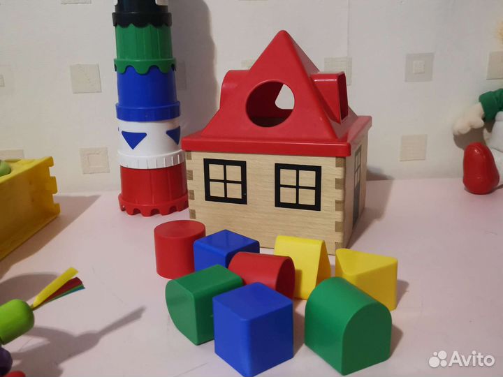 Развивающие игрушки IKEA домик