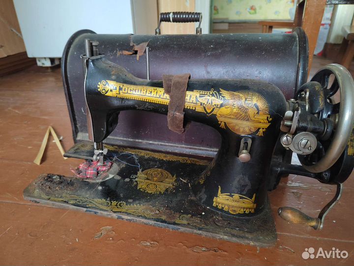 Швейная машина Госшвеймашина
