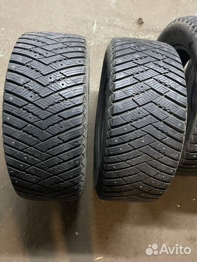 Goodyear UltraGrip Ice Arctic SUV 235/60 R18 и 255/55 R18 109T