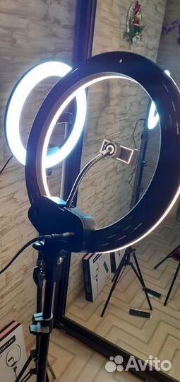 Кольцевая лампа Rohs 36см + пультом ду + Штатив
