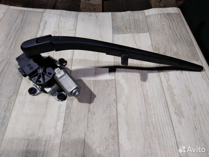 Моторчик стеклоочистителя задний Каптива С100/140