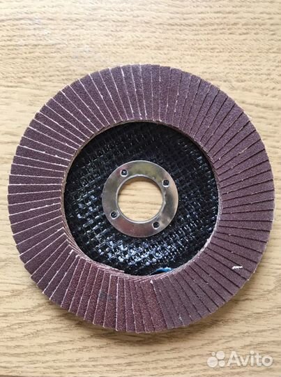 Круг лепестковый торцевой клт 1 Ф125х22 Р120