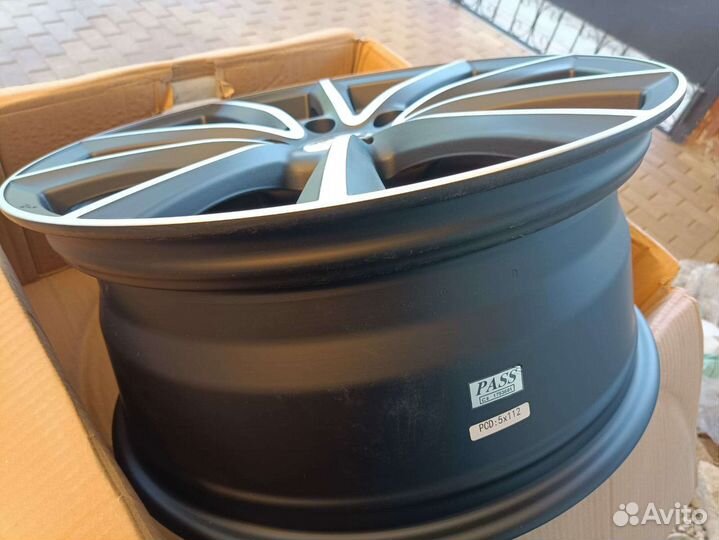 Литьё новое rplc р-18 (5х112) 4 шт