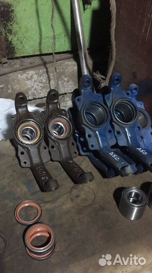 Кулаки на Ниву и Шевроле Ниву с подшипником ивеко