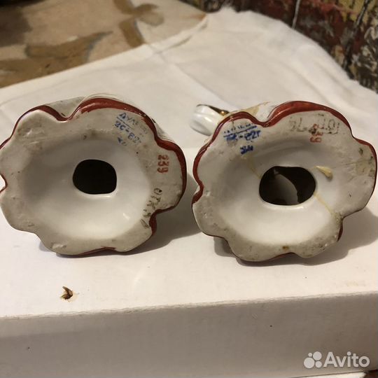 2 фарфоровые статуэтки «Девушка со снопом» СССР