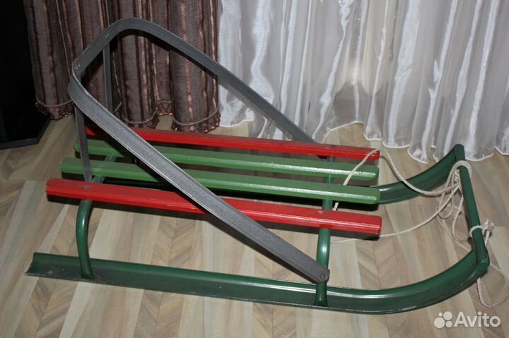 Санки, ледянка для горки
