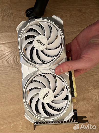 Видеокарта RTX 4070 MSI Ventus 2x white