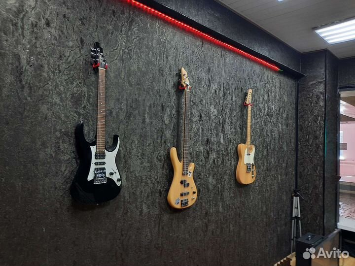 Настенный держатель для гитары Harmony Haven