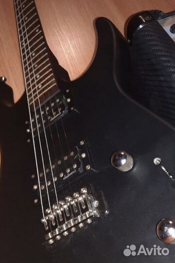 Электрогитара Cort Superstrat