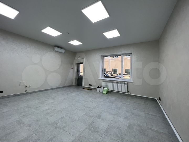 Здание, 826.5 м²