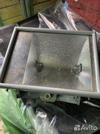 Прожектор галогенный 1000Вт