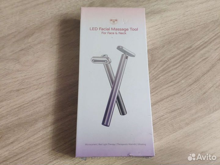 Новый микротоковый led массажер для лица и шеи