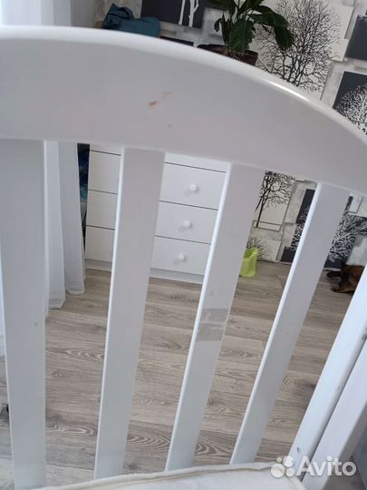 Детская кроватка