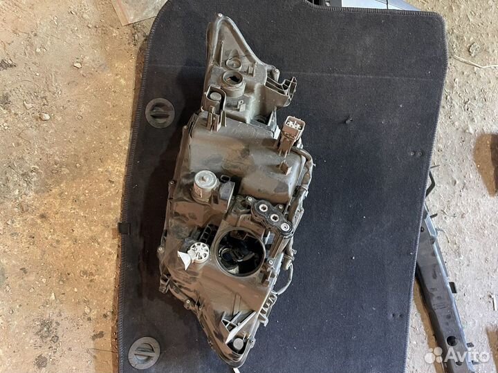 Lexus rx3 гибрид (2008-2012) фара передняя правая