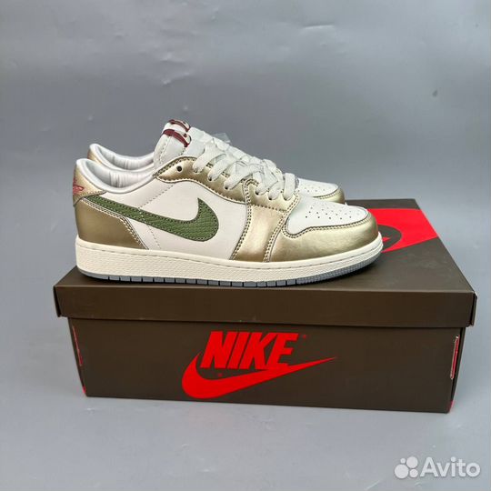 Air Jordan 1 Retro Low Year Of The Dragon - Gold