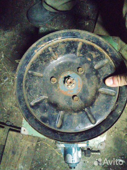 Компрессор газ 66