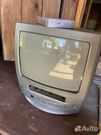 Телевизор samsung