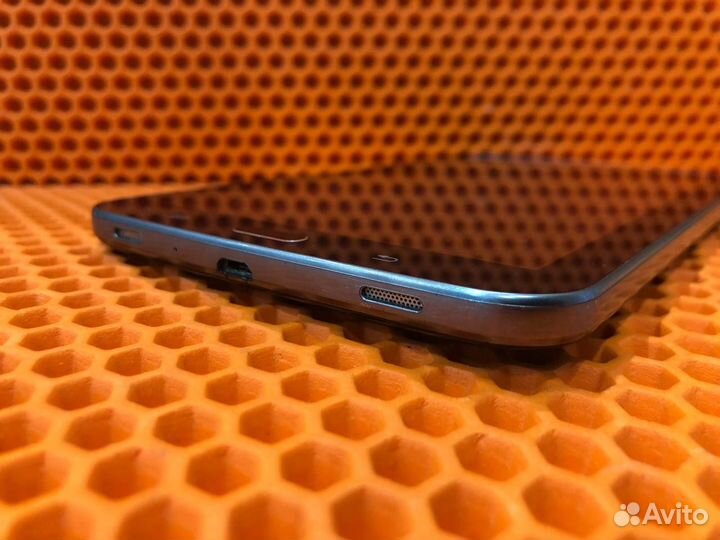 Планшет Samsung Galaxy Tab 3 7.0 8GB (17)