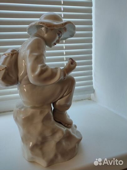 Фарфоровая статуэтка СССР