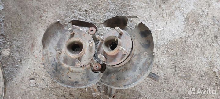 Поворотные кулаки nissan almera n 15