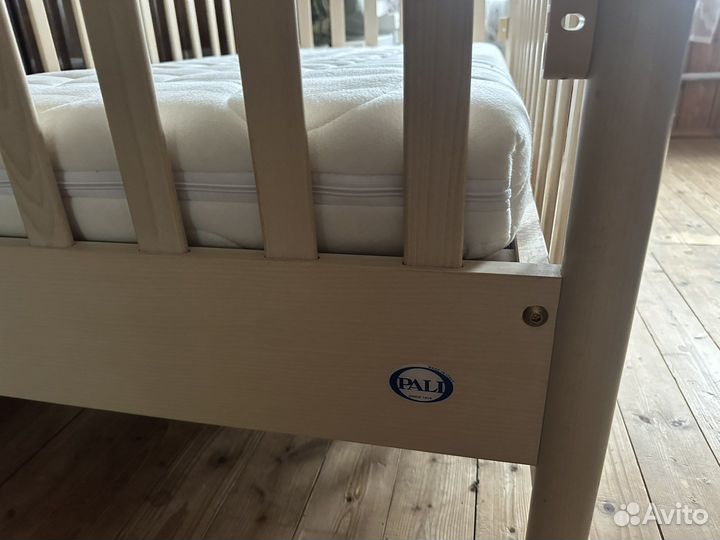 Кровать детская Pali в идеале с матрасом
