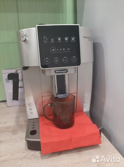 Кофемашина Delonghi Magnifica Start