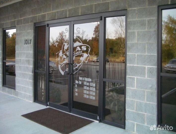 Пластиковые двери / Входная группа