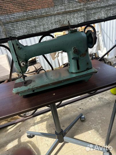 Швейная машинка