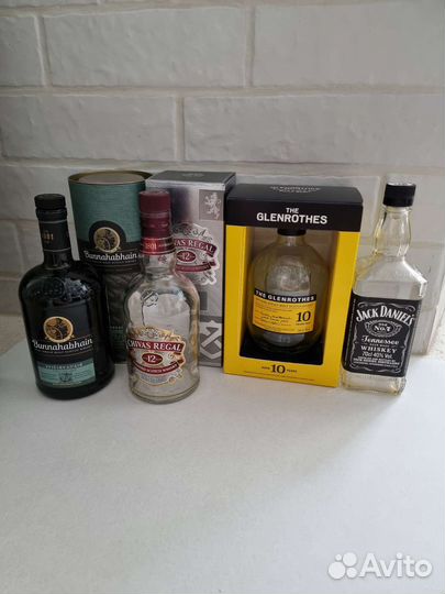 Бутылка Hennesy, Chivas Regal, Jack Daniels короб