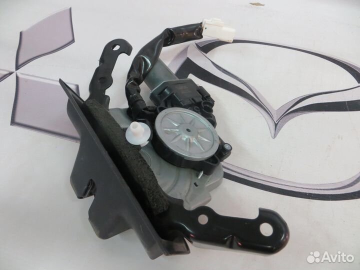 Замок крышки багажника Lexus RX IV